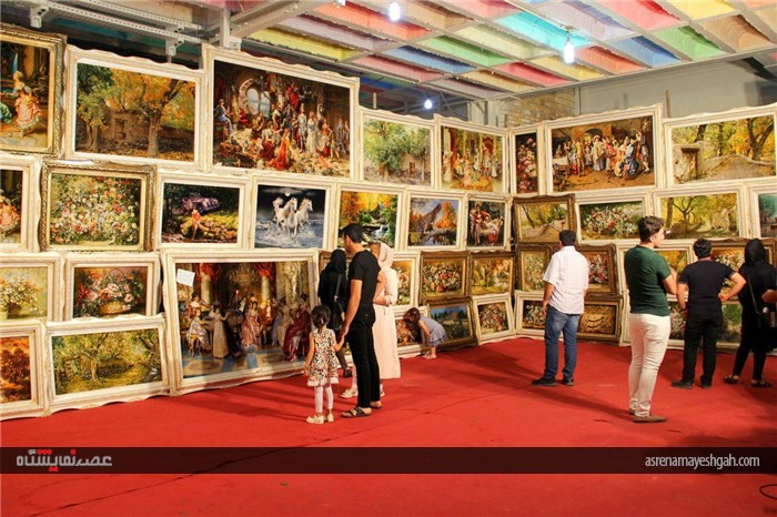 گزارش تصویری از اولین روز نمــایشگاه تخصصــى مبلمان صنایع چوبى ، لوستـر و دکوراسیون داخلى منزل ارومی