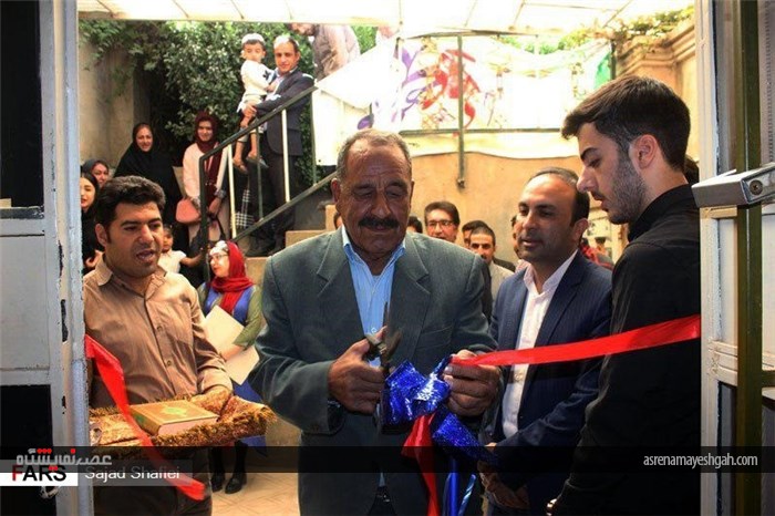 نمایشگاه خوشنویسی اشعار زنده یاد حسین پناهی در یاسوج