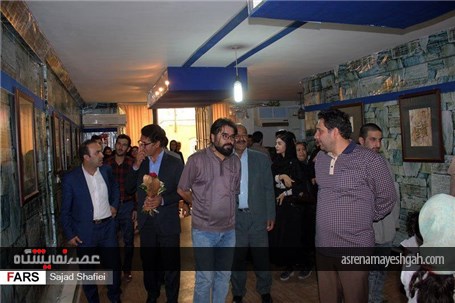 نمایشگاه خوشنویسی اشعار زنده یاد حسین پناهی در یاسوج
