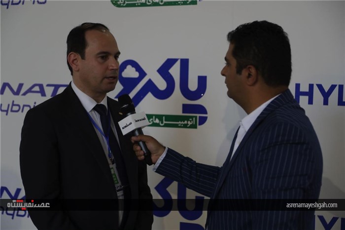 استقبال بازدیدکنندگان از محصولات پاکرو در نمایشگاه خودرو تبریز
