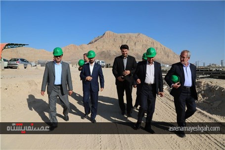بازدید رییس و جمعی از اعضای کمیسیون اقتصادی شورای اسلامی شهر اصفهان از پروژه نمایشگاه