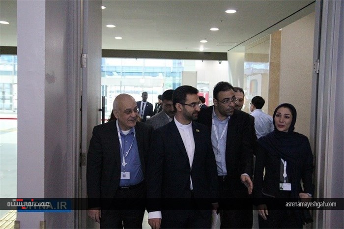 گزارش تصویری از بازدید وزیر ارتباطات از پاویون ایران در نمایشگاه تلکام بوسان