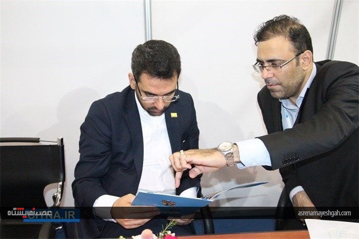 گزارش تصویری از بازدید وزیر ارتباطات از پاویون ایران در نمایشگاه تلکام بوسان