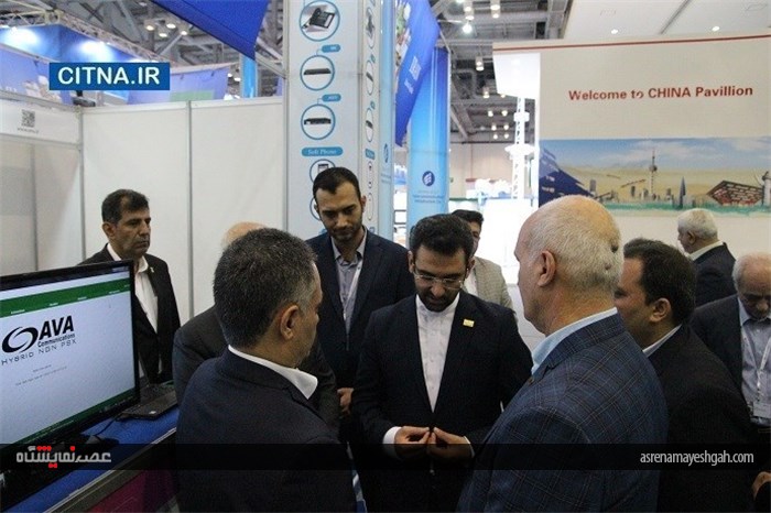 گزارش تصویری از بازدید وزیر ارتباطات از پاویون ایران در نمایشگاه تلکام بوسان