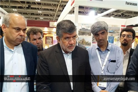 بازدید خسروتاج از غرفه های ایرانی نمایشگاه عمان