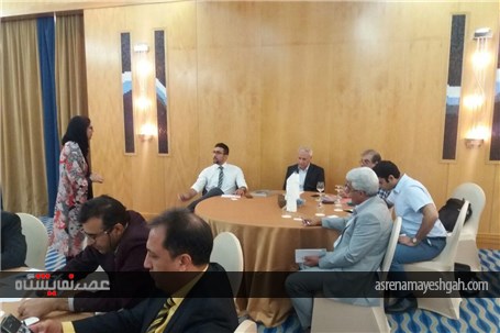 گزارش تصویری دوم پاسخگویی مسئولین منطقه ازاد صحار به سوالات اعزای هیئت ایرانی