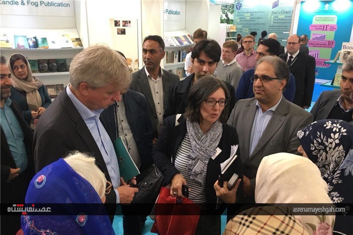 بازدید و حضور یورگن باس رئیس نمایشگاه کتاب فرانکفورت از غرفه ایران