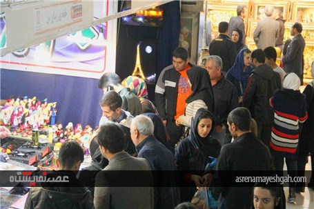 گزارش تصویری از اولین_روز نمــایشگاه تخصصى خانه مدرن مبلمان، لوستـر و دکوراسیون داخلى منزل ارومیه