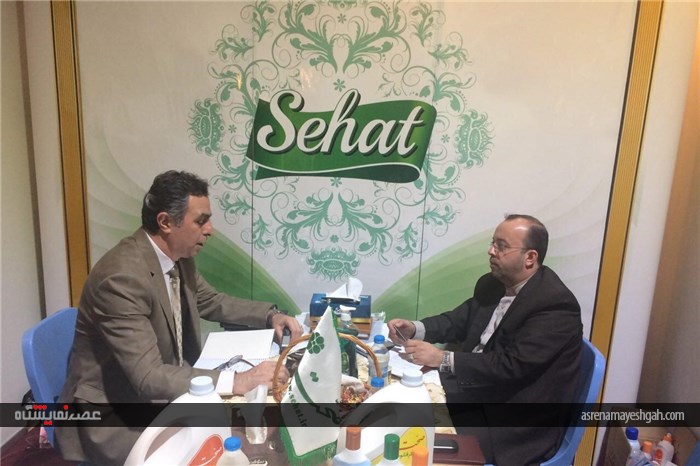 بازدید رایزن بازرگانی ایران در عراق از پاویون ایران در نمایشگاه عراق