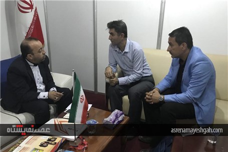 بازدید رایزن بازرگانی ایران در عراق از پاویون ایران در نمایشگاه عراق