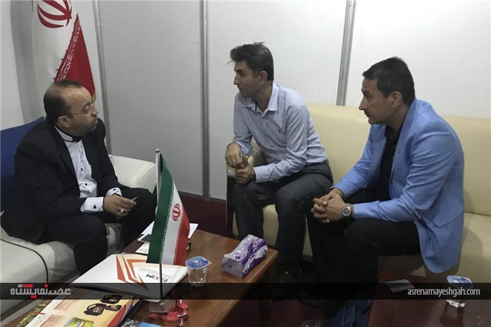 بازدید رایزن بازرگانی ایران در عراق از پاویون ایران در نمایشگاه عراق