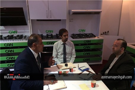 بازدید رایزن بازرگانی ایران در عراق از پاویون ایران در نمایشگاه عراق