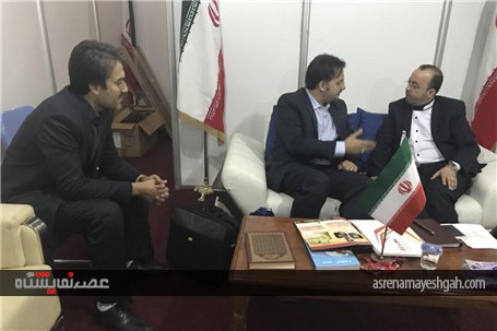بازدید رایزن بازرگانی ایران در عراق از پاویون ایران در نمایشگاه عراق