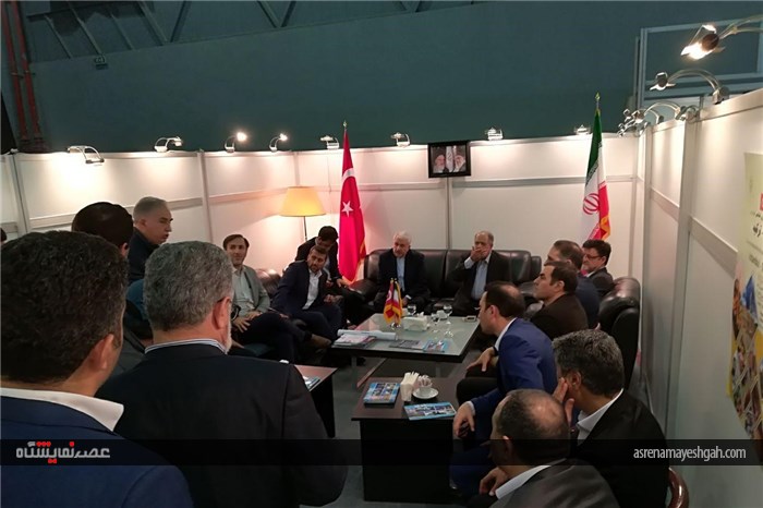 بازدید اکبر ترکان از نمایشگاه اختصاصی ایران در ترکیه
