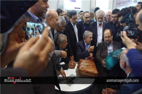 گزارش تصویری بازدید وزیر صنعت، معدن و تجارت از دومین نمایشگاه توانمندی های صادراتی ایران