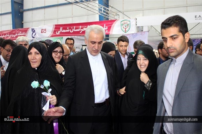 افتتاح نمایشگاه الکامپ در بجنورد با حضور معاون رئیس جمهور