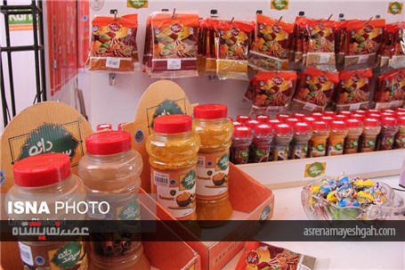 گزارش تصویری از نمایشگاه کارخانجات برتر به مناسبت هفته جهانی غذا در زنجان