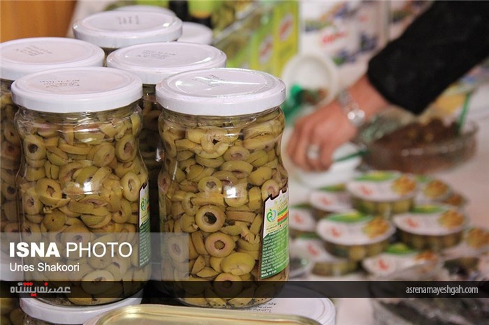 گزارش تصویری از نمایشگاه کارخانجات برتر به مناسبت هفته جهانی غذا در زنجان