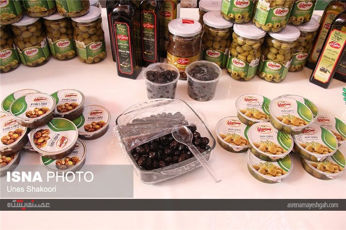 گزارش تصویری از نمایشگاه کارخانجات برتر به مناسبت هفته جهانی غذا در زنجان