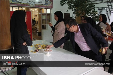 گزارش تصویری از نمایشگاه کارخانجات برتر به مناسبت هفته جهانی غذا در زنجان