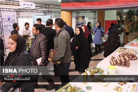 گزارش تصویری از نمایشگاه کارخانجات برتر به مناسبت هفته جهانی غذا در زنجان
