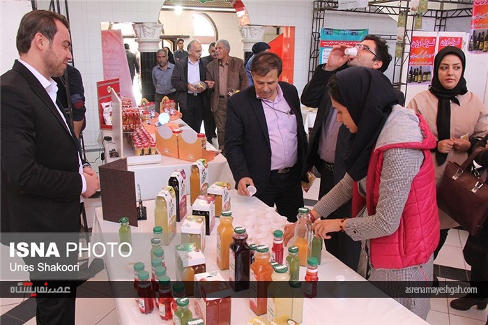 گزارش تصویری از نمایشگاه کارخانجات برتر به مناسبت هفته جهانی غذا در زنجان