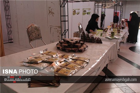 گزارش تصویری از نمایشگاه کارخانجات برتر به مناسبت هفته جهانی غذا در زنجان