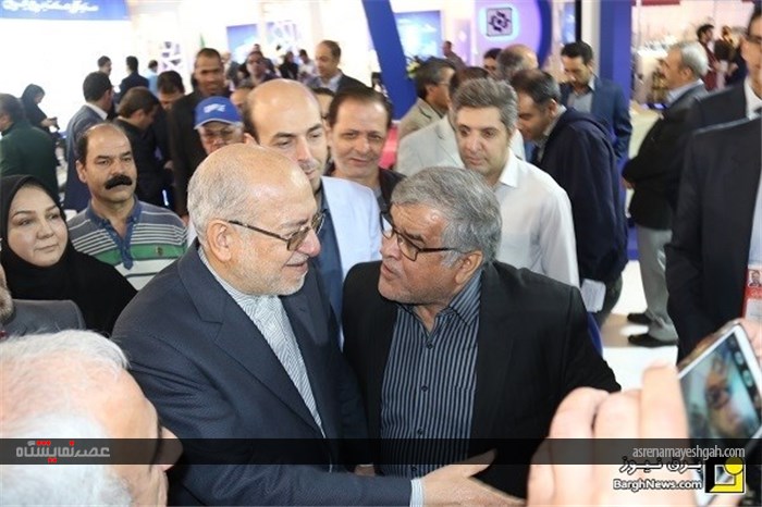 بازدید نعمت زاده از هفدهمین نمایشگاه بین المللی صنعت برق