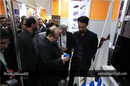 گزاش تصویری از بازدید وزیر صنعت از نمایشگاه قطعات خودرو