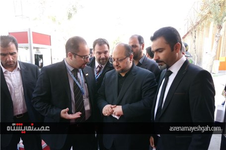 گزاش تصویری از بازدید وزیر صنعت از نمایشگاه قطعات خودرو