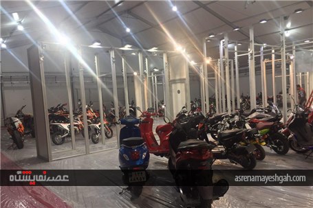 گزارش تصویری آماده سازی بخش خودرو های کلاسیک نمایشگاه خودرو تهران