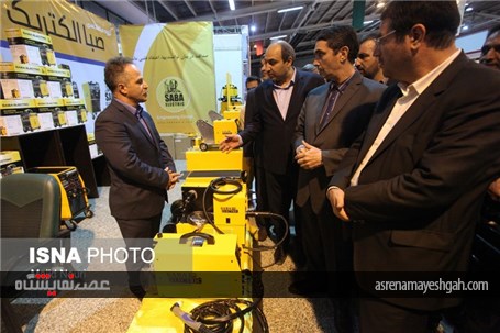 آیین افتتاح نمایشگاه صنعت، معدن و ابزار آلات با حضور معاون وزیر صنعت - اراک