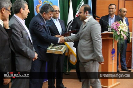 تقدیر از شرکت نمایشگاههای بین المللی بوشهر بعنوان خادم صادرات امروز در روز ملی صادرات بوشهر