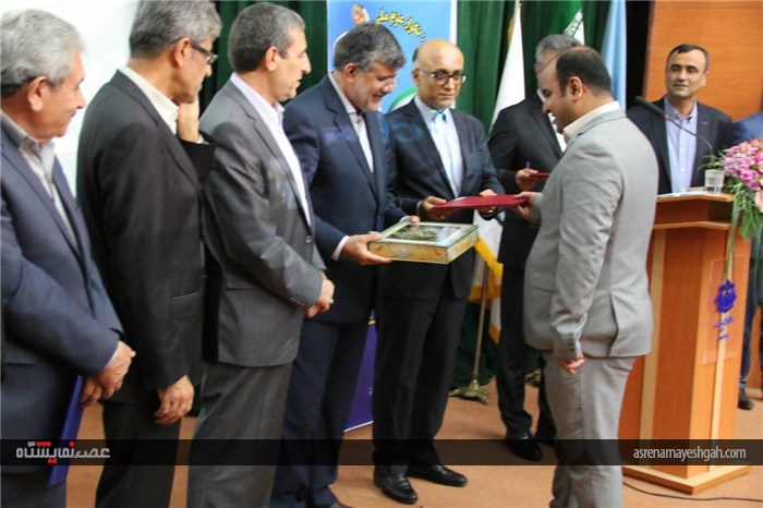 تقدیر از شرکت نمایشگاههای بین المللی بوشهر بعنوان خادم صادرات امروز در روز ملی صادرات بوشهر