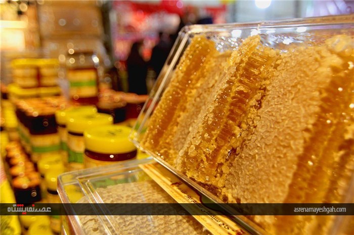گزارش تصویری از اولین روز نمایشگاه ویژه یلدا