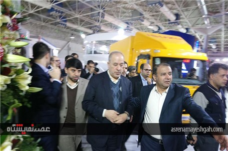 بازدید صلاحی رئیس سازمان زیباسازی شهرداری از نمایشگاه حمل و نقل تهران