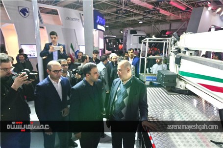 بازدید صلاحی رئیس سازمان زیباسازی شهرداری از نمایشگاه حمل و نقل تهران