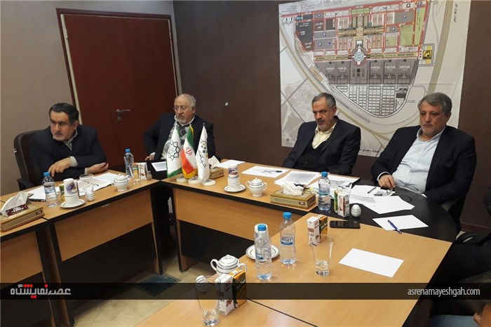 بازدید صبحگاهی رئیس شورای شهر تهران از نمایشگاه شهر آفتاب