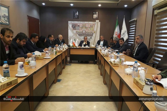 بازدید صبحگاهی رئیس شورای شهر تهران از نمایشگاه شهر آفتاب