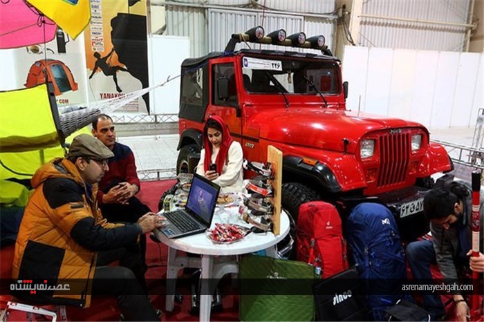 نمایشگاه اتومبیل‌ و موتورسیکلت‌های کلاسیک و خودروهای آفرود
