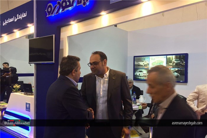 زارش تصویری بازدید رییس اتاق بازرگانی بوشهر از نمایشگاه خودرو