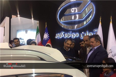 زارش تصویری بازدید رییس اتاق بازرگانی بوشهر از نمایشگاه خودرو