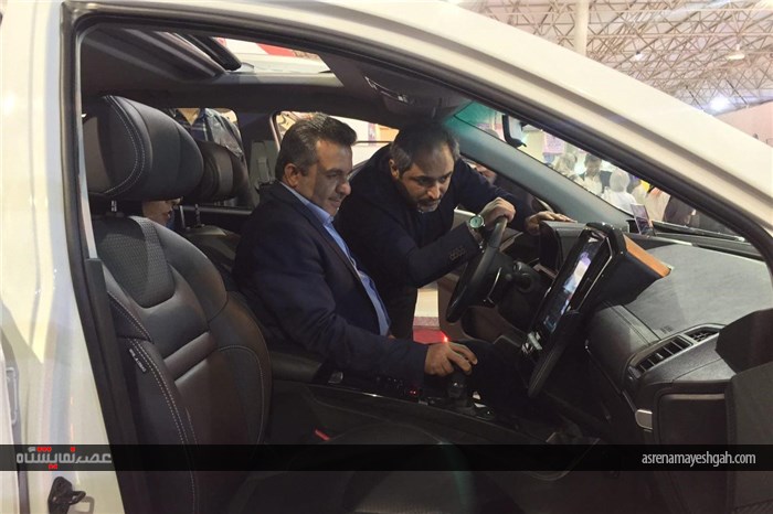 زارش تصویری بازدید رییس اتاق بازرگانی بوشهر از نمایشگاه خودرو