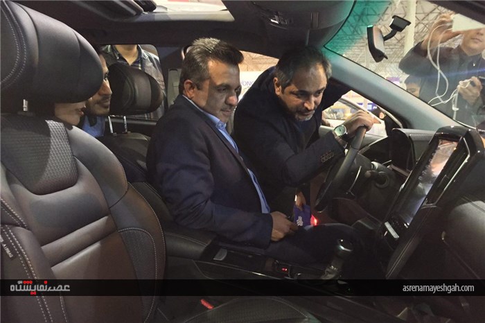 زارش تصویری بازدید رییس اتاق بازرگانی بوشهر از نمایشگاه خودرو