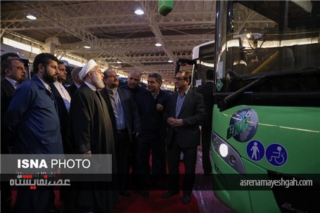 گزارش تصویری بازدید رییس جمهور از نمایشگاه ناوگان حمل و نقل جاده‌ای و درون شهری
