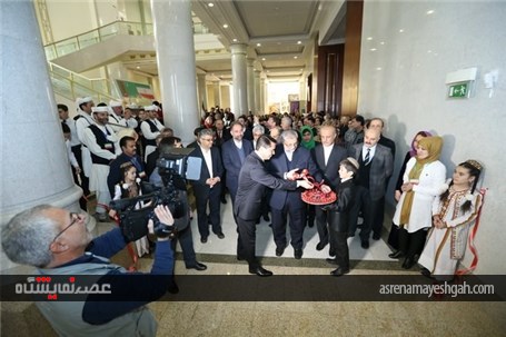 گزارش تصویری افتتاح نمایشگاه روزهای فرهنگی ایران در عشق‌آباد