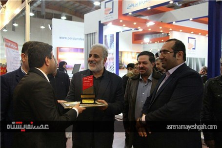 گزارش تصویری اهداءتندیس به مشارکت کنندگان نمایشگاه ساختمان قزوین