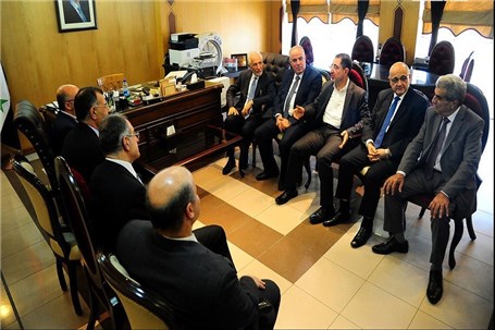 سه وزیر لبنانی در نمایشگاه بین المللی دمشق حضور داشتند