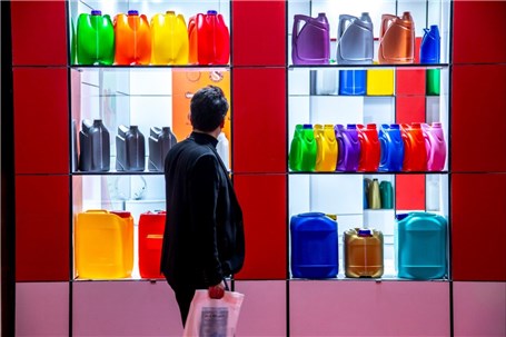 حضور ۳۰۳ شرکت داخلی و خارجی در نمایشگاه رنگ و رزین